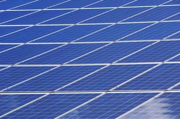 Maximisez votre économie d'énergie avec un panneau solaire photovoltaïque